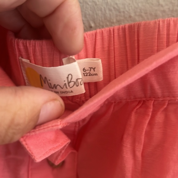 Mini Boden Floral appliqué skirt - Picture 3 of 6